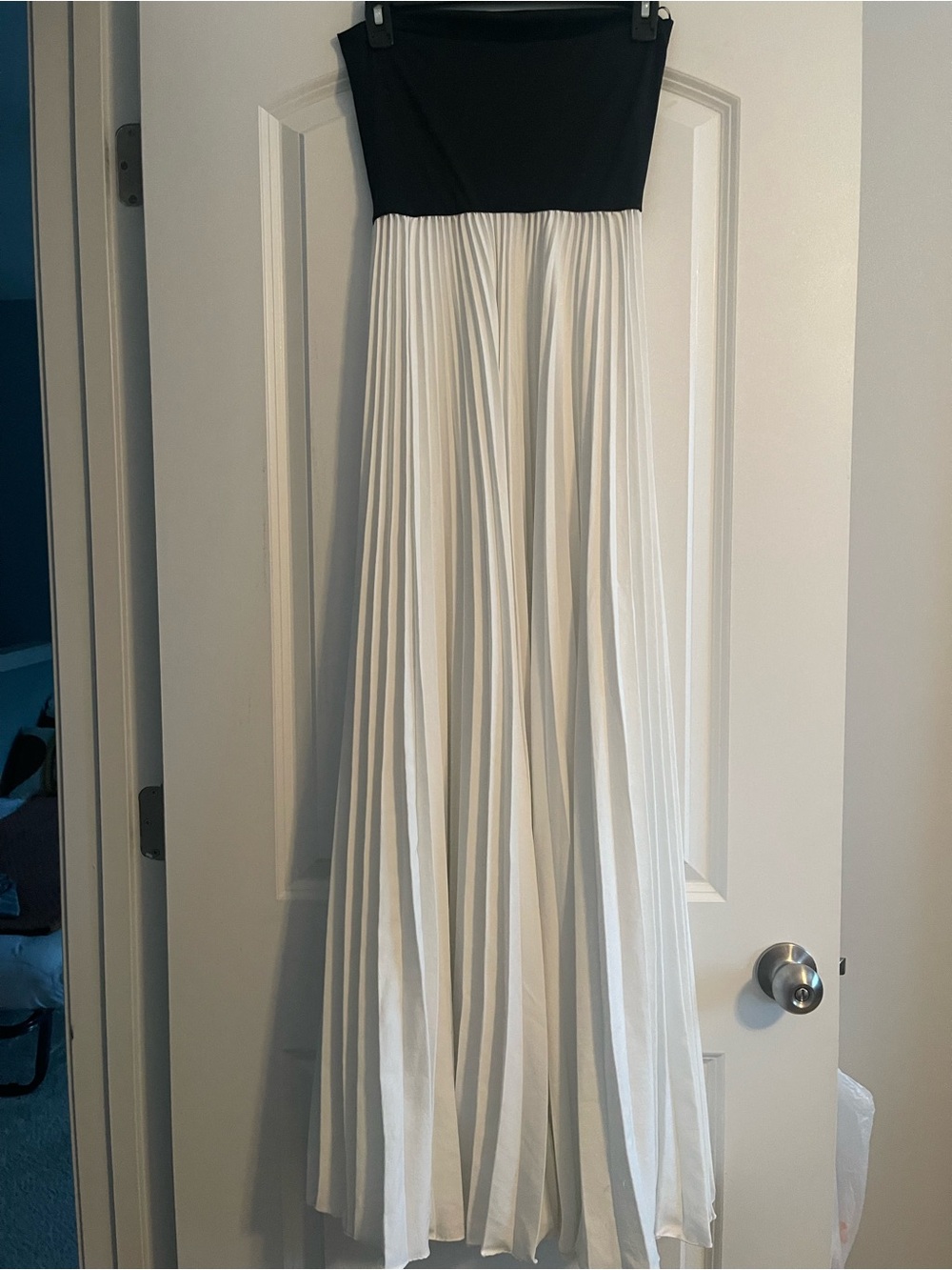 ALEXIS Colorblock Strapless Pleated Maxi Dress Black White Size M - Picture 3 of 8